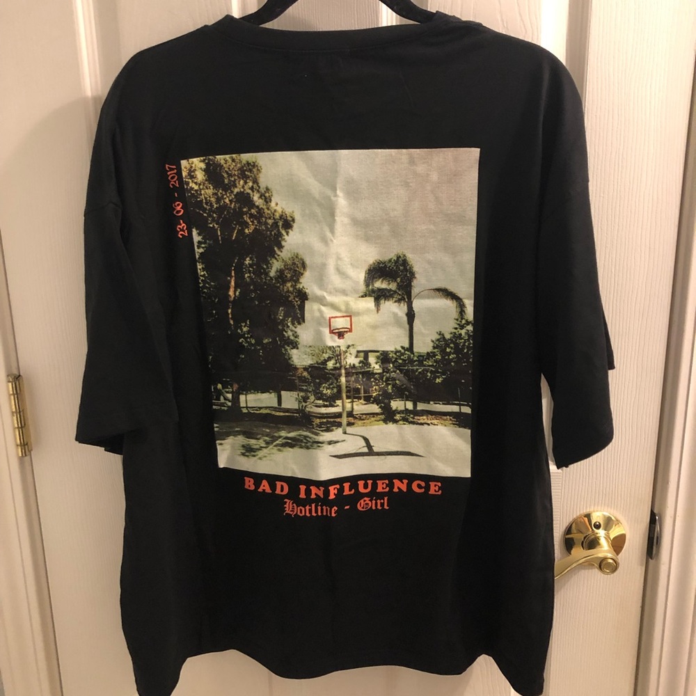 NWT bad influence oversized graphic tee